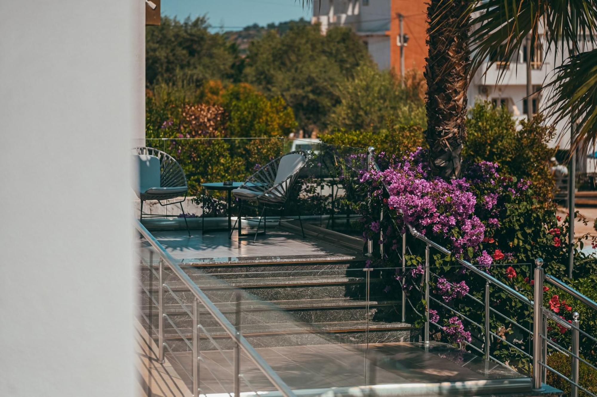 Bianco Hotel كساميل المظهر الخارجي الصورة