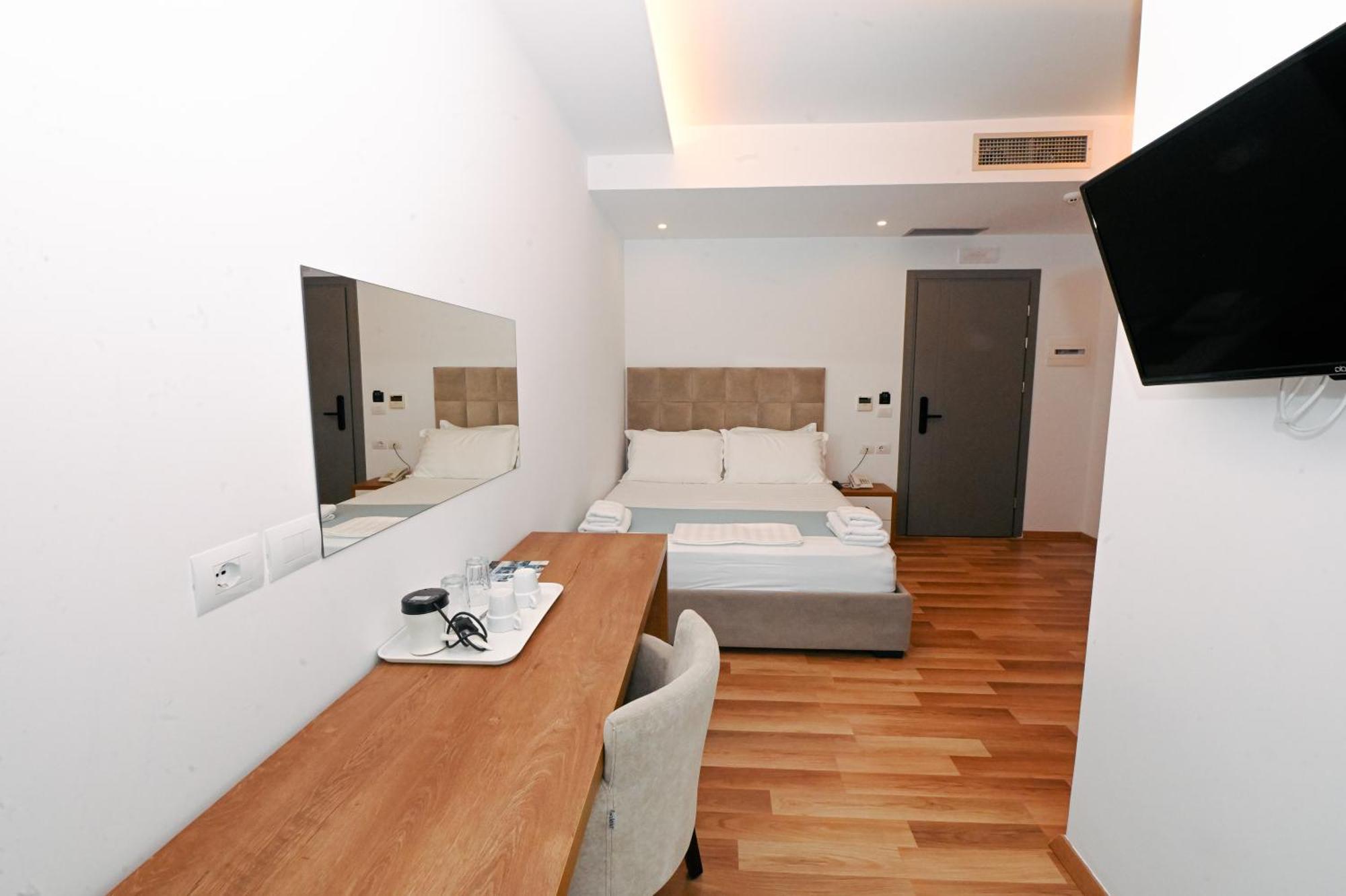 Bianco Hotel كساميل الغرفة الصورة